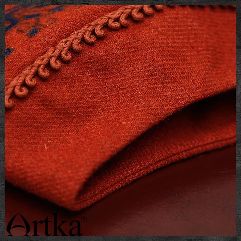 Женское шерстяное пальто ARTKA винтажное с отложным воротником и национальной