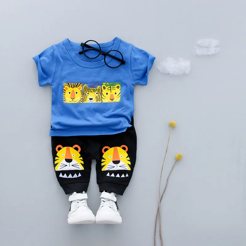 8601816305_1896196211