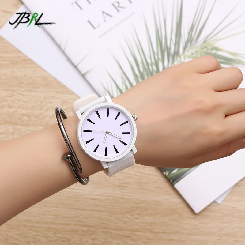 

Women Watches Silicone Watch Ladies Fashion Big Dial Pattern Quartz Wrist Watch for Women Clock Female Wristwatches reloj mujer