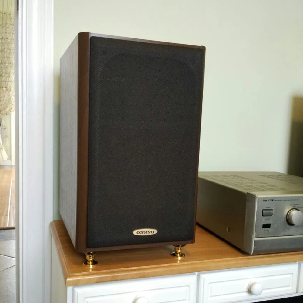 bookshelf speaker feet