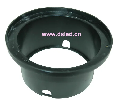 Plastic sleeve for round