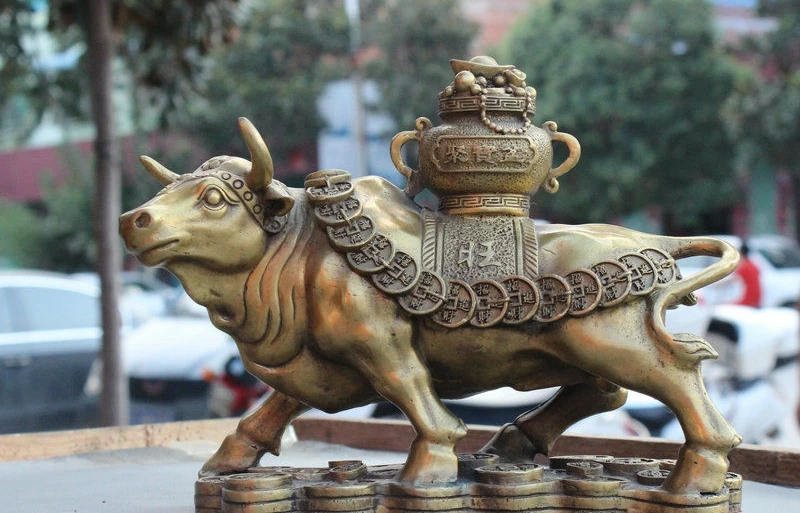 

9" Folk Chinese FengShui Brass Wealth OX Bull On Coin Money Treasure Bowl Statue