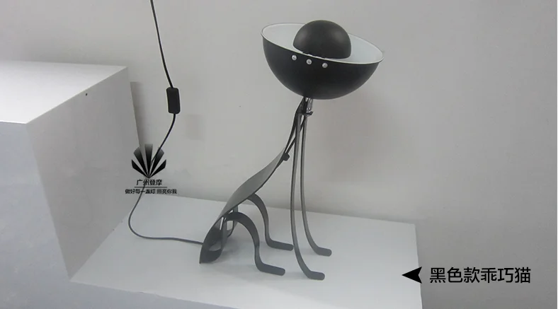 Nordic четыре Привет Кошка стол lampприкроватный спальня гостиная Studio книги по искусству персидский милый кот дизайнер