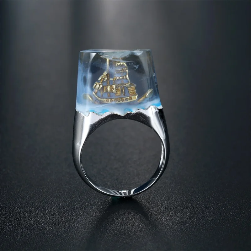 Lateefah Miniature Sailboat Resin Rings for Women Miniature Gold Sailboat in Transparent Resin Silver Color Ring Anillos Mujer