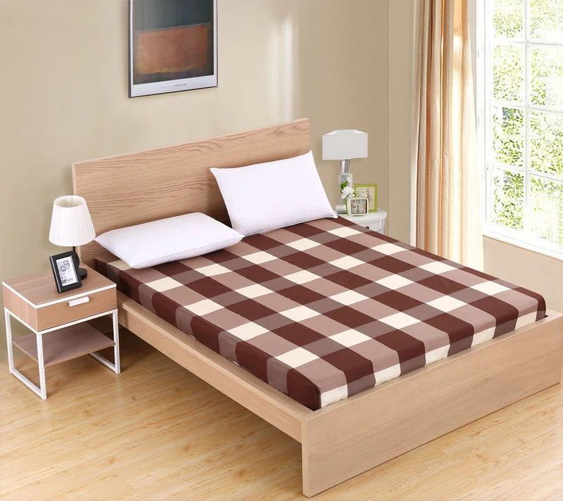 bed sheet with rubber band