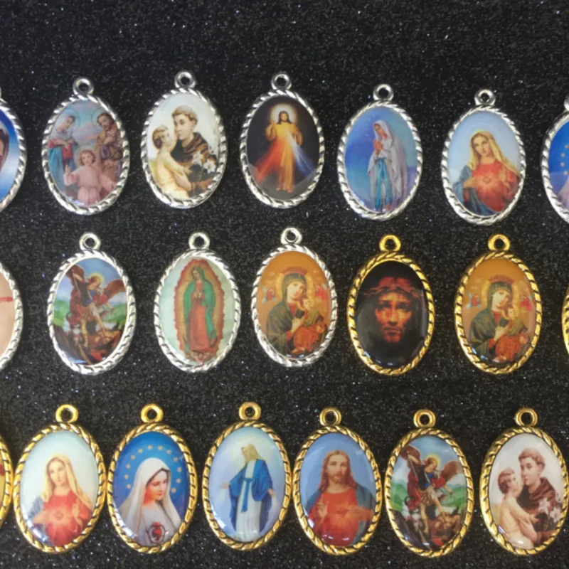 

Fine Titanium Steel Jesus Virgin Joseph Holy Family Pattern Saint Icon Pendant Main Gift Free Shipping