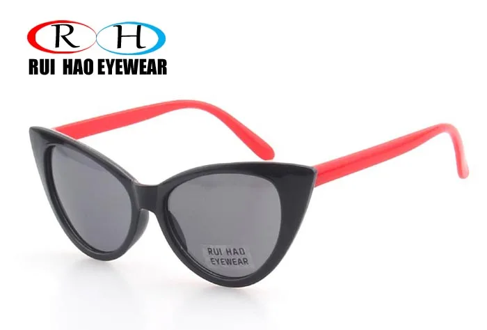 8829-red-700 (1)