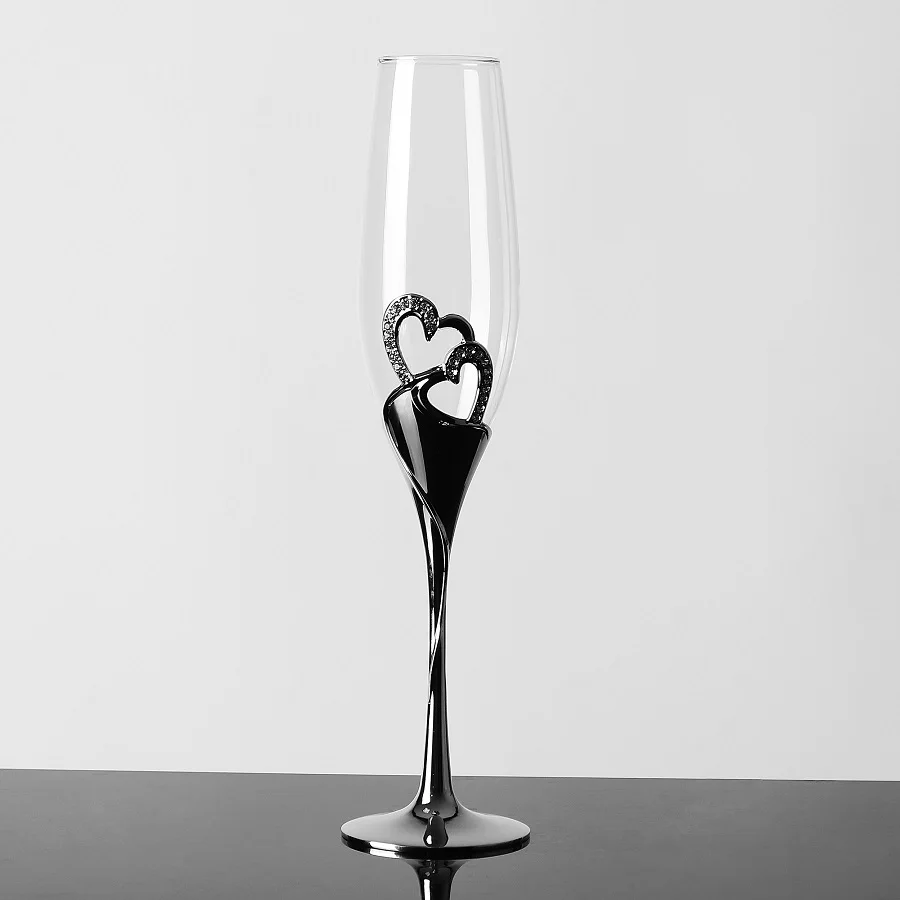 Новые модные, в форме сердца Свадебные торжественные бокалы для вина Кристалл 200 мл шампанское флейты металлический стенд Кубок подарки влюбленным чашка для питья