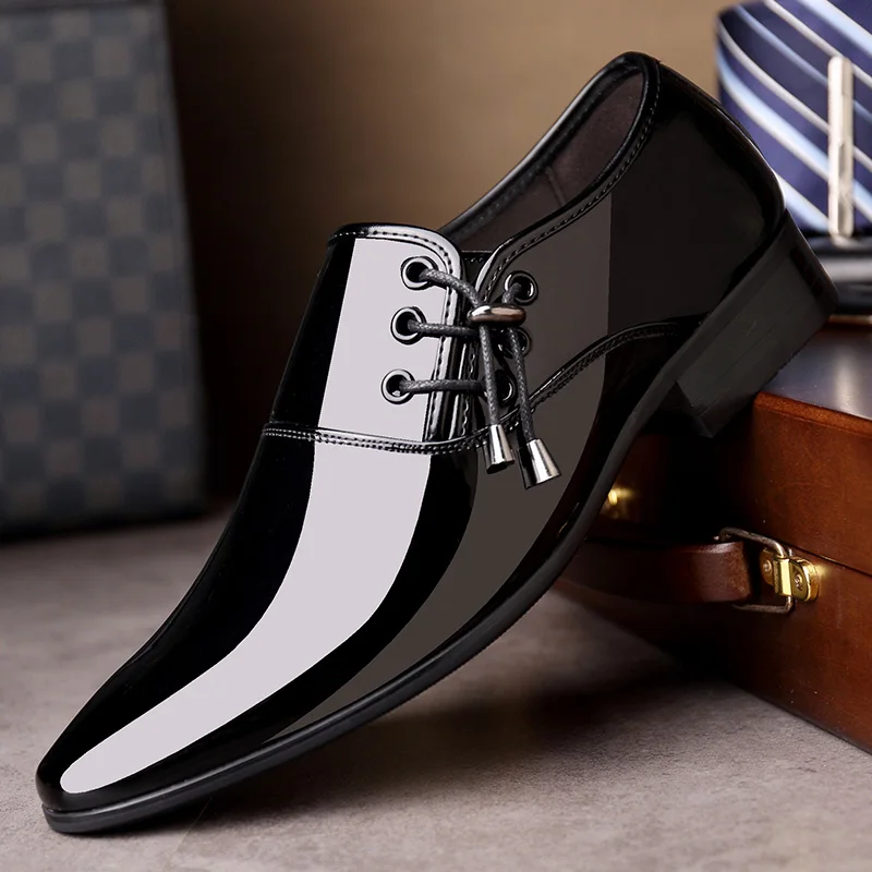 Misalwa/ г.; модельные туфли из лакированной кожи для мужчин; элегантные свадебные туфли для взрослых с металлическим острым носком; Zapatos; повседневные оксфорды без шнуровки; черные туфли - Цвет: Black