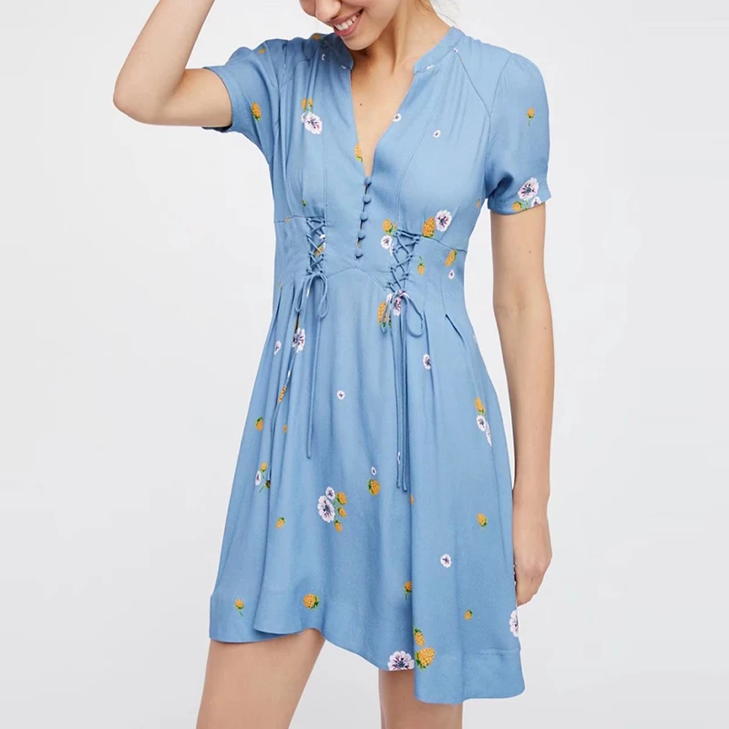 2018 new summer women character elastic lace up bow tie buttons v neck