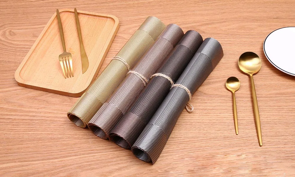 

4PCS Waterproof Modern Anti Slip Coasters Insulated PVC plate mattress Kitchen Dining Pad