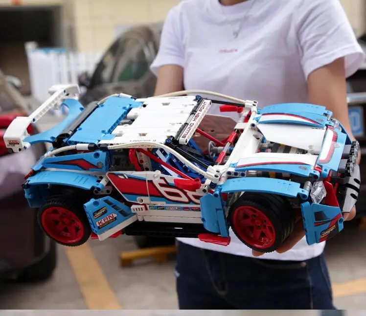 

Technic Series The Rally Car Set 2 In 1 Building Block Set Bricks Toys 1085Pcs Compatible Legoings 42077 KIds Gifts