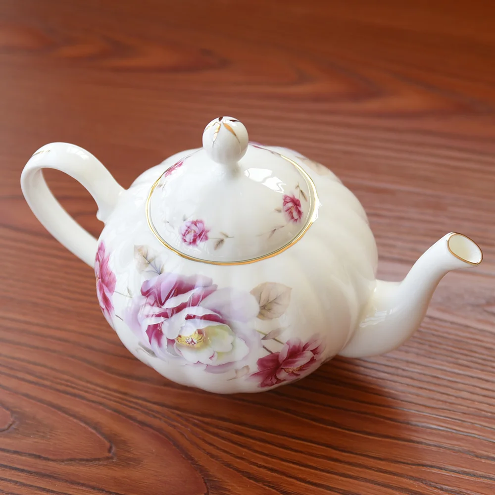

2017 Phnom Penh Fenghua teapot bone china high-grade British afternoon tea teapot hand-gold-plated high-end festive gifts