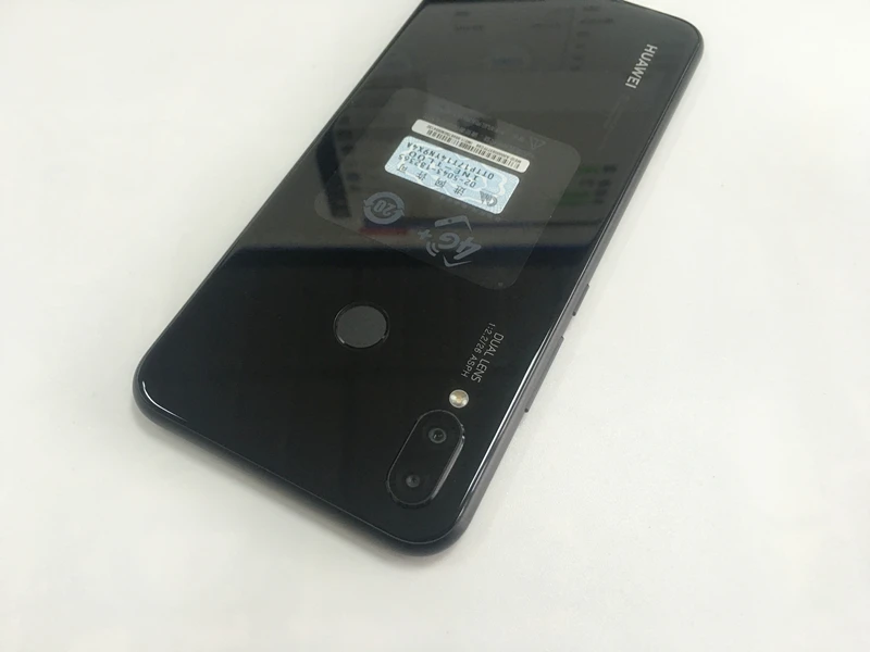 Сотовый телефон HuaWei Nova 3i 4G LTE Kirin 710 на базе Android 8 1 экран 6 3 дюйма 2340 х1080 ГБ ОЗУ 128 Гб