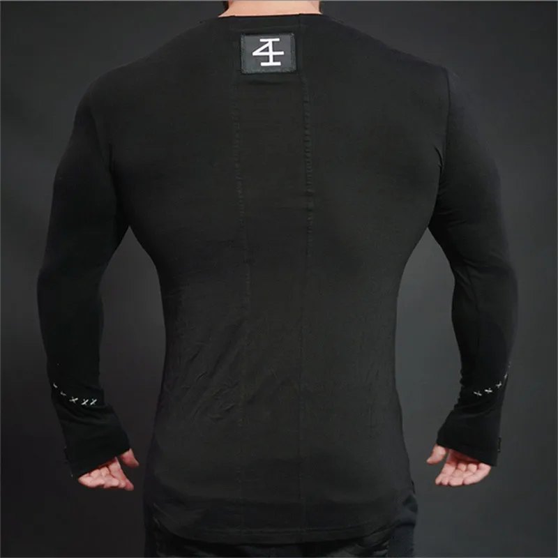 3438470569_1070042364