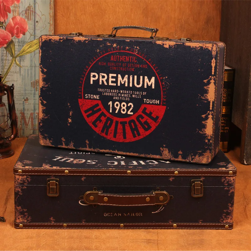 

New retro suitcase antique to do the old wooden storage box finishing filming props wholesale window display