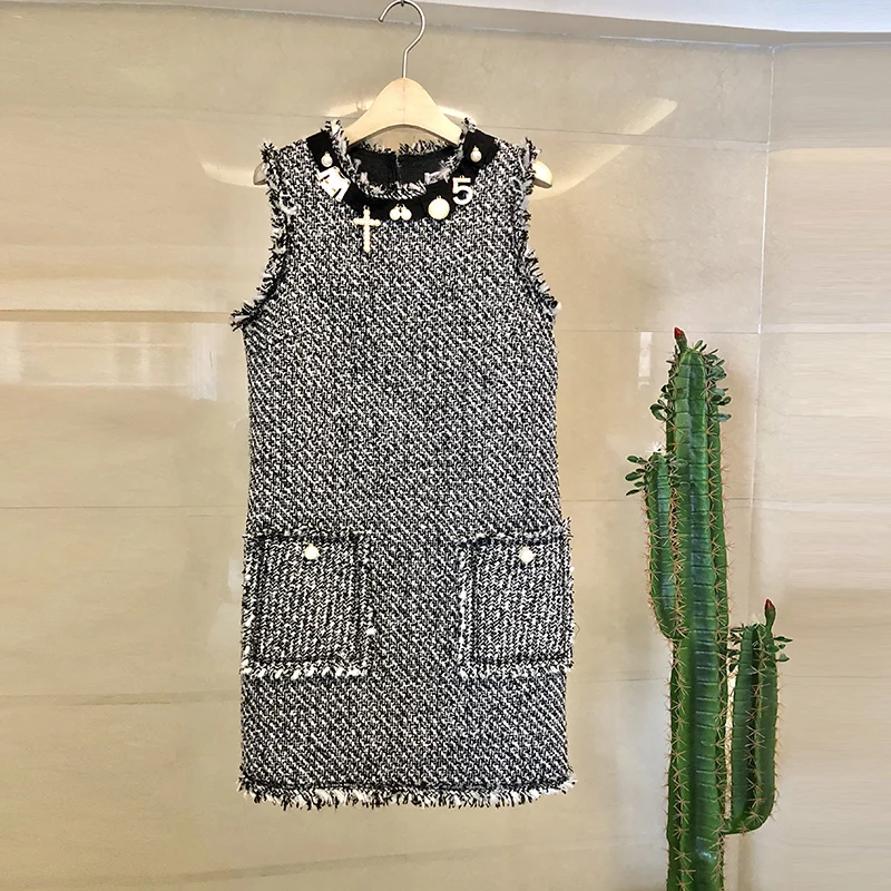 

HAMALIEL New 2019 Spring Summer Tweed Dress High Quality Sleeveless Beading Tassel Loose Dress Vintage Women Pocket Tank Vestido