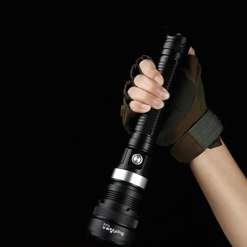 

Rechargeable LED Flashlight Life Waterproof Outdoor Camping Hunting 950LM Super Bright Aluminium Alloy 5 Modes Torch Flashlight