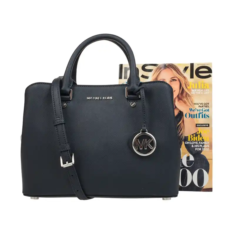medium black handbag