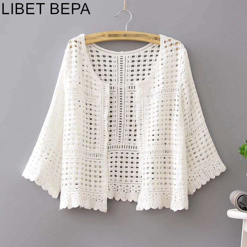 New 2018 Summer Kimono Casual Cardigan Fashion Sexy Hollow Out Lace Crocheted Retro Beach Blouses Elegant Women Tops Ca8618