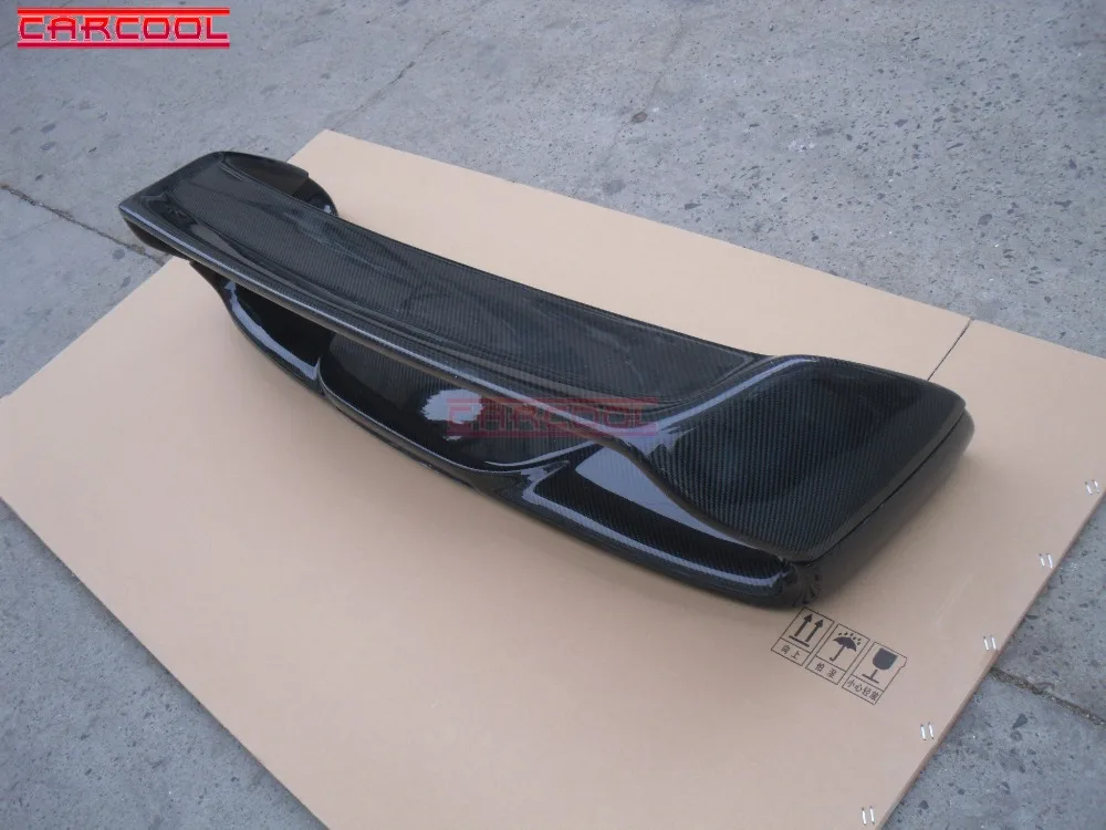Rear Spoiler with Brake Light   (5)