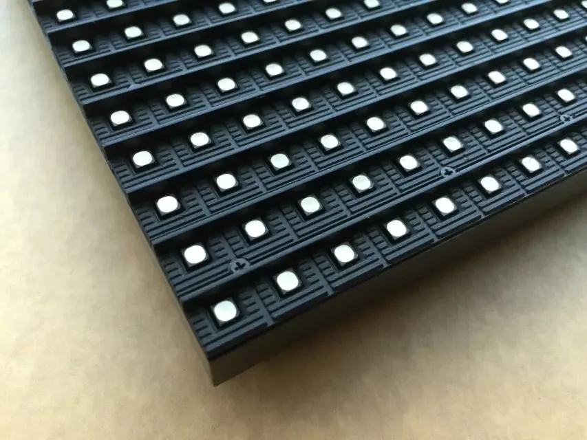 320*160mm 32*16 pixels 1/2 sacn 7500CD/M2 RGB 3in1 SMD Outdoor full color P10 LED module | Электронные компоненты и