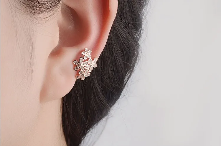 ONEVAN новый элегантный маленький цветок 925 серебро уха манжеты Серьги для Для женщин блестящими камнями без пирсинга для хряща ушной