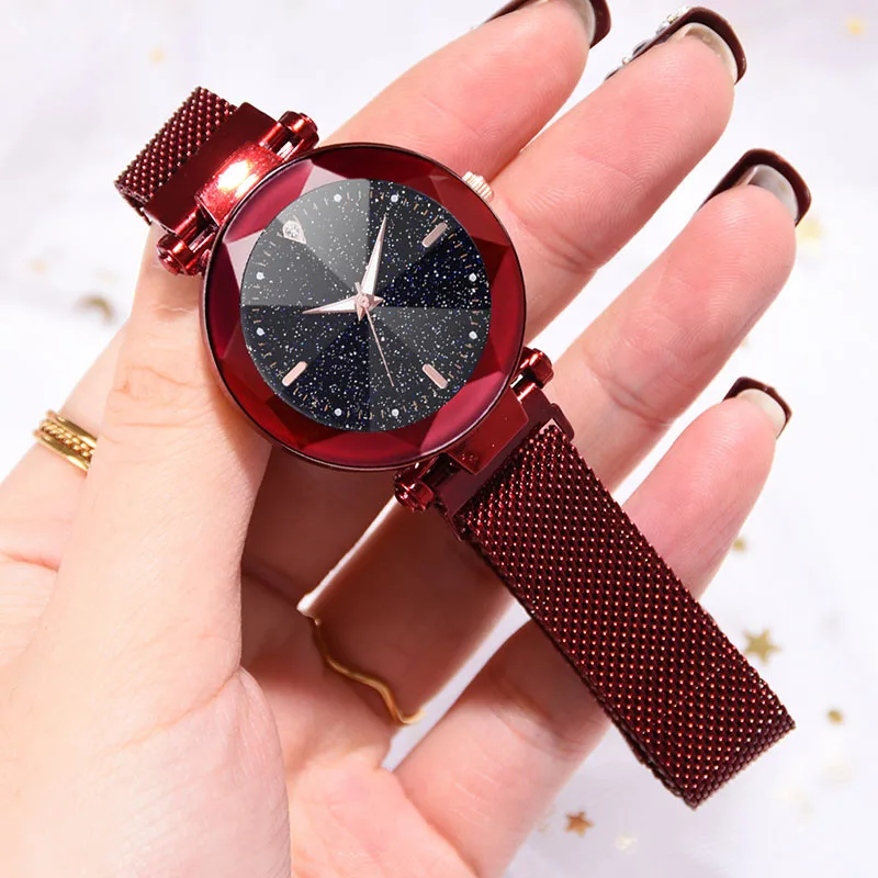

Luxury Romantic Starry Sky Lady Quartz Watch Luminous Galaxy Dial Star Pattern Analog Watches Steel Strap Magnet Clasp Watch 6.6