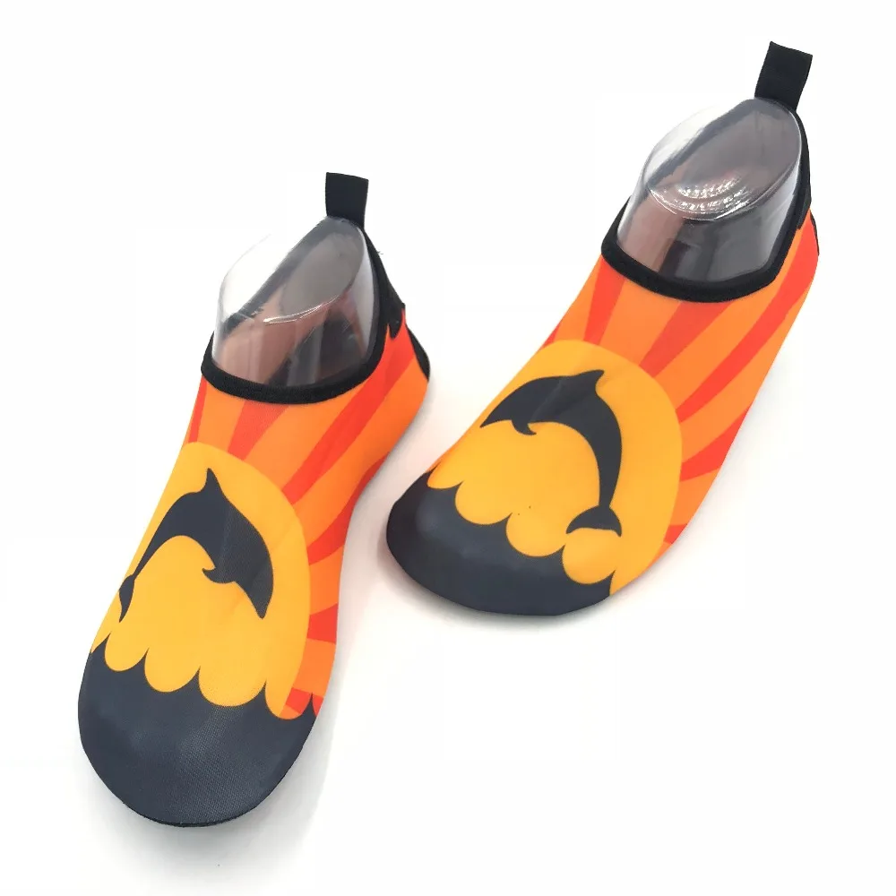 Athletic Water Shoes Yoga shoes Barefoot Quick-Dry Aqua Shoes Slip-on For Men For Women Unisex dolphin whale