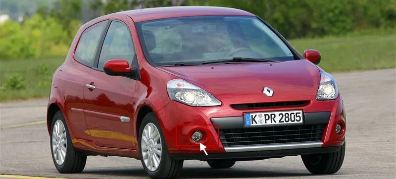 renault_clio_3-door_19