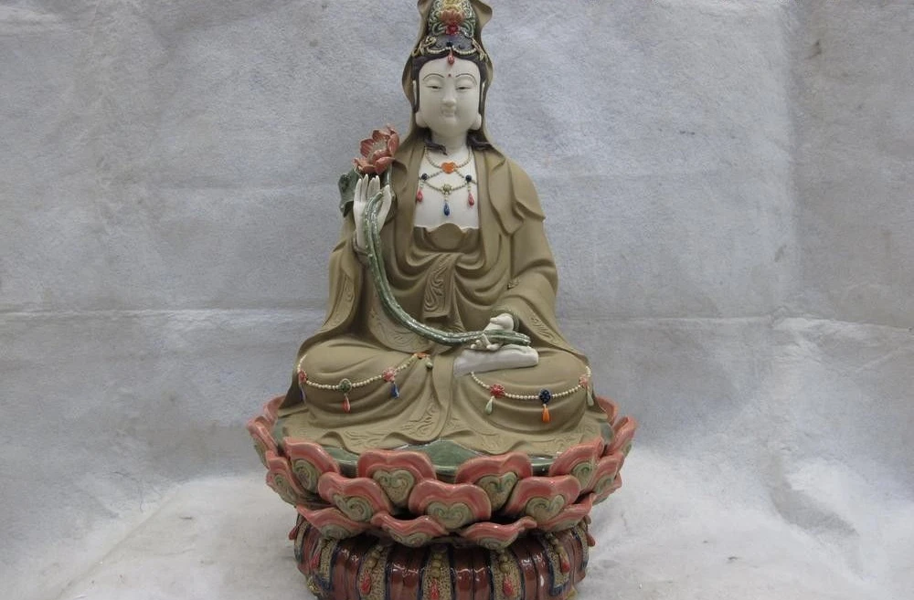 

Pottery WuCai porcelain GuanYin Bodhisattva Kwan Yin Sit on lotus Flower Statue