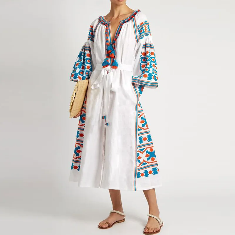 Oekraïense Winter Jurk V-hals Etnische Gypsy Borduren Vestidos Femme Lange Mouw V-hals Sashe Katoen En Linnen Maxi Hippie jurk Oekraïense Winter Jurk V-hals Etnische Gypsy Borduren Vestidos Femme Lange Mouw V-hals Sashe Katoen En Linnen Maxi Hippie jurk
