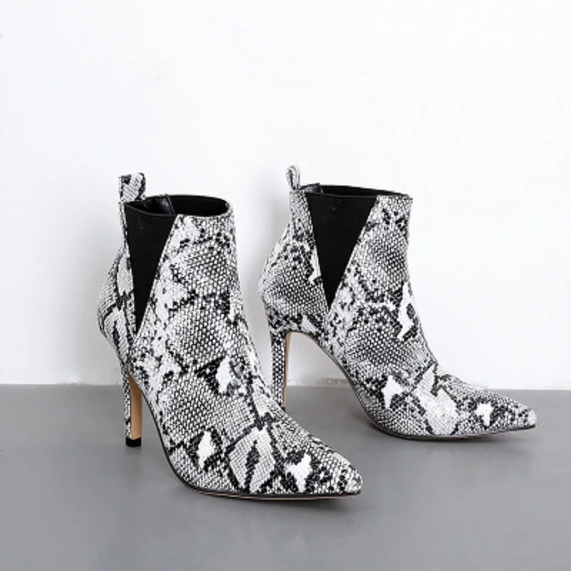 

MoBeiNi Female short boots autumn and winter new snake pattern pointed elastic mesh riding equestrian pointed toe leopard