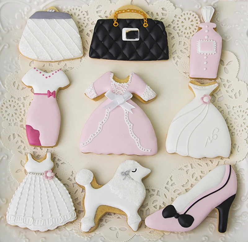 

9pcs patisserie reposteria Fashion dress bag Poodle heels Metal Cookie Cutter Fondant Cake Decor Biscuit Mould Pastry tools