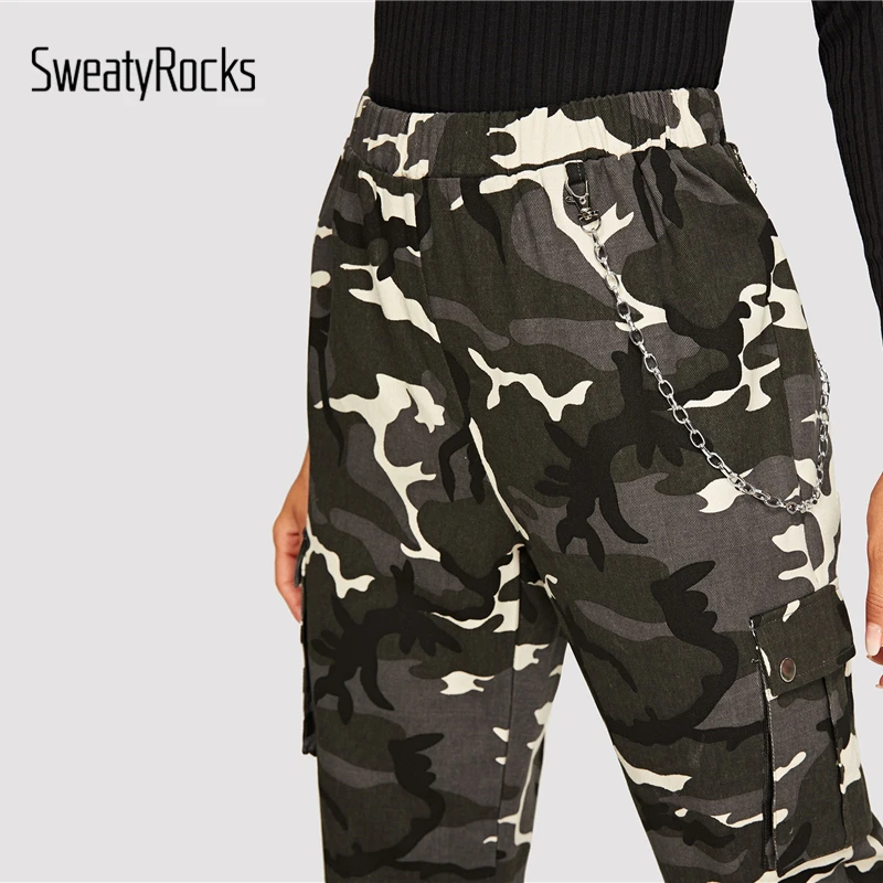 SweatyRocks лоскут карман сторона камуфляж фонарь брюки уличная Женская зауженные брюки пружинная цепь деталь повседневные брюки