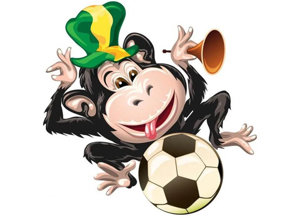 Monkey football. обезьянка с мячиком. горилла в ростовском зоопарке. футболист обезьяны 11. шимпанзе.