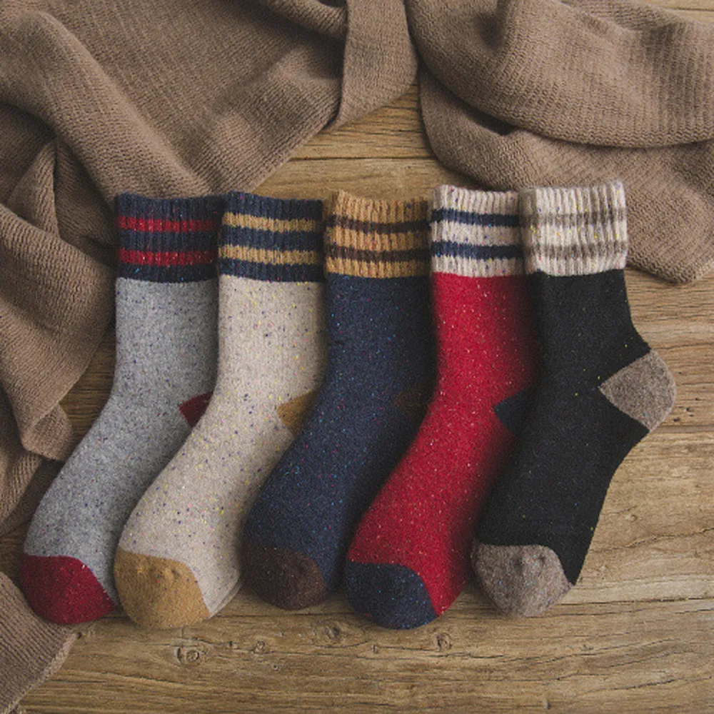 

Women Winter Warm Stripe Floor Winter Socks Vintage Pattern Thick Knit Wool Lady Socks Socks Fashion Cotton Harajuku Socks