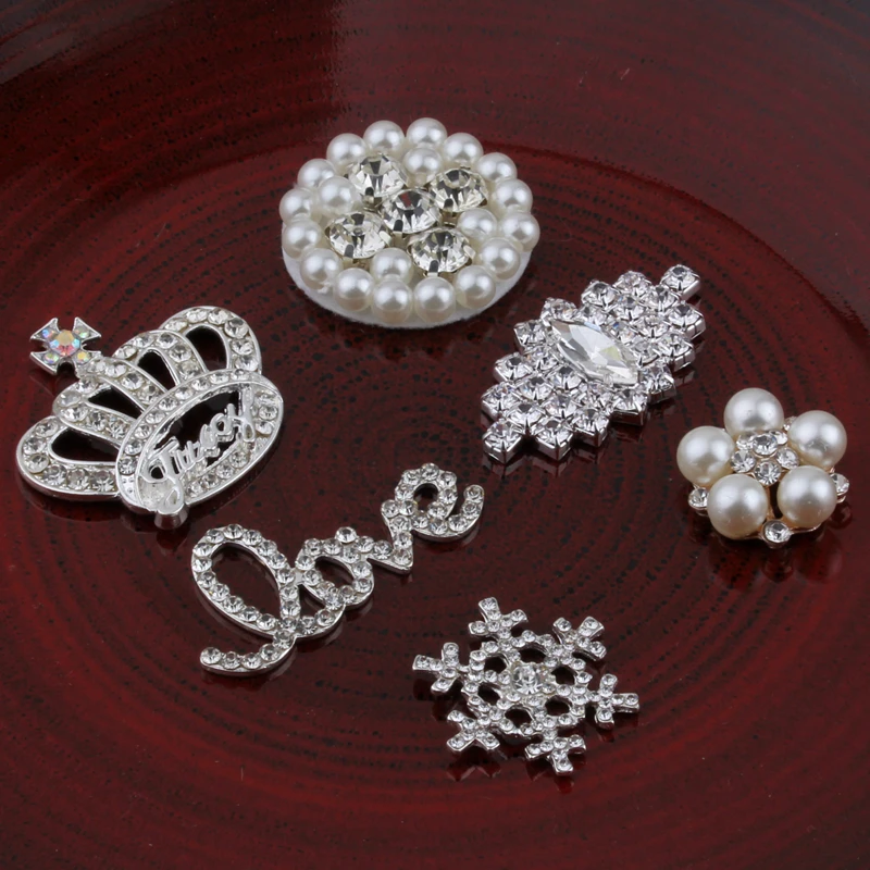 

30PCS Vintage Handmade Metal Decorative Buttons+Crystal Pearls Craft Supplies Flatback Rhinestone Buttons for Hair Accessories