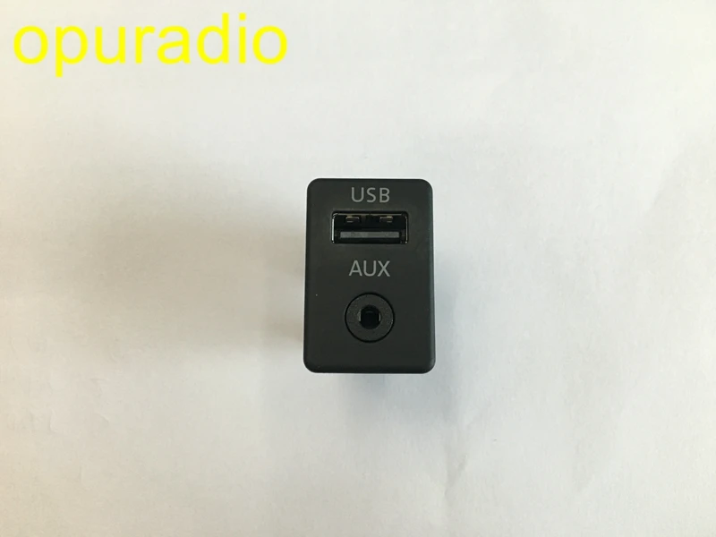 

FREE SHIPPING OEM 2 IN 1 USB AUX Switch for RCD510 RNS510 RNS315 RCD500 RNS300 RCD300 RCD200 GOLF MK6 JETTA MK5 Sagitar Vento