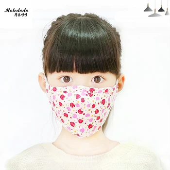 

Moledodo 1PC Fashion black Cotton Children mouth mask PM2.5 dust mask Anti-fumes face Mask send 2pcs filters on the mouth D50