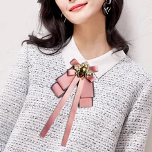 Женский модный Свадебный костюм для жениха, милая рубашка с воротником и галстуком-жуком, галстук-бабочка, Цветочная Женская тесьма со стразами, галстук-бабочка