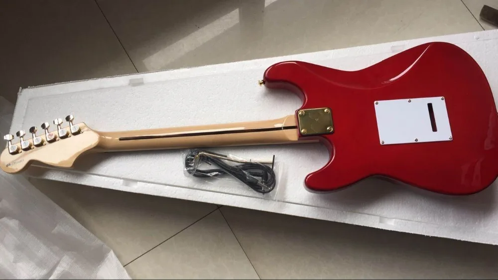 Wholesale New Guitar Fd Electric Guitar STR Model With Scalloped Rose Fingerboard Gold Hardware In Cherry Burst 161118