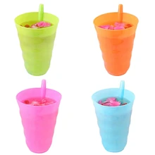 Красочная пластиковая чашка C трубочкой холодный напиток чашка со встроенной кружка с соломкой напиток домашний стакан оранжевый/синий/зеленый домашний декор