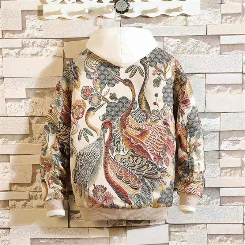 2019 Men Streetwear College Baseball Jackets Autumn Coat Japan Style Mens Floral & Crane Embroidery Bomber Jacket Stand Collar