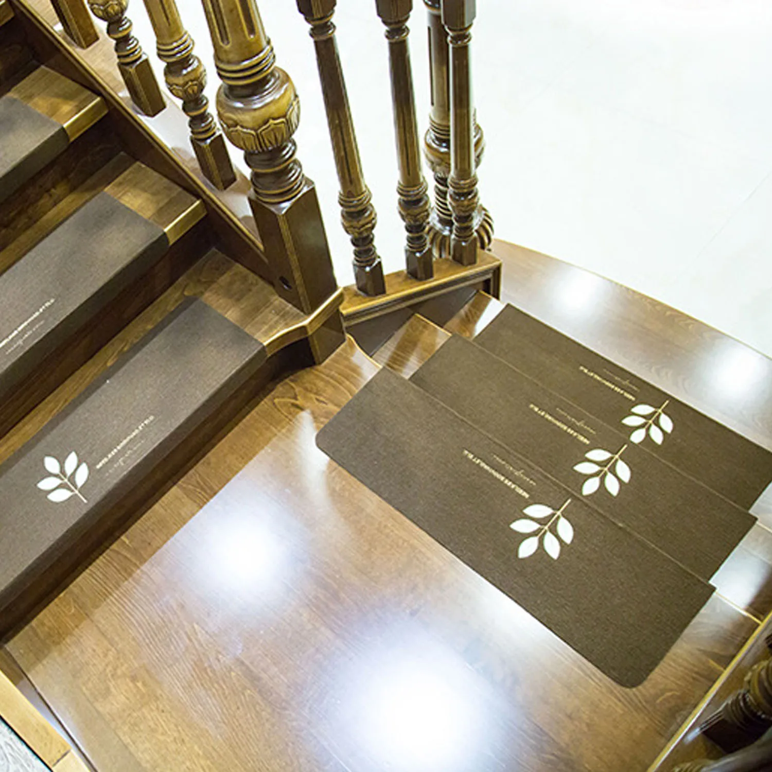 13 PCS Anti-slip Self Adhesive Stair Step Staircase Treads Mats Rug Rugs Cover Carpet Carpets Glow In Dark Floor Protector 13 PCS Anti-slip Self Adhesive Stair Step Staircase Treads Mats Rug Rugs Cover Carpet Carpets Glow In Dark Floor Protector