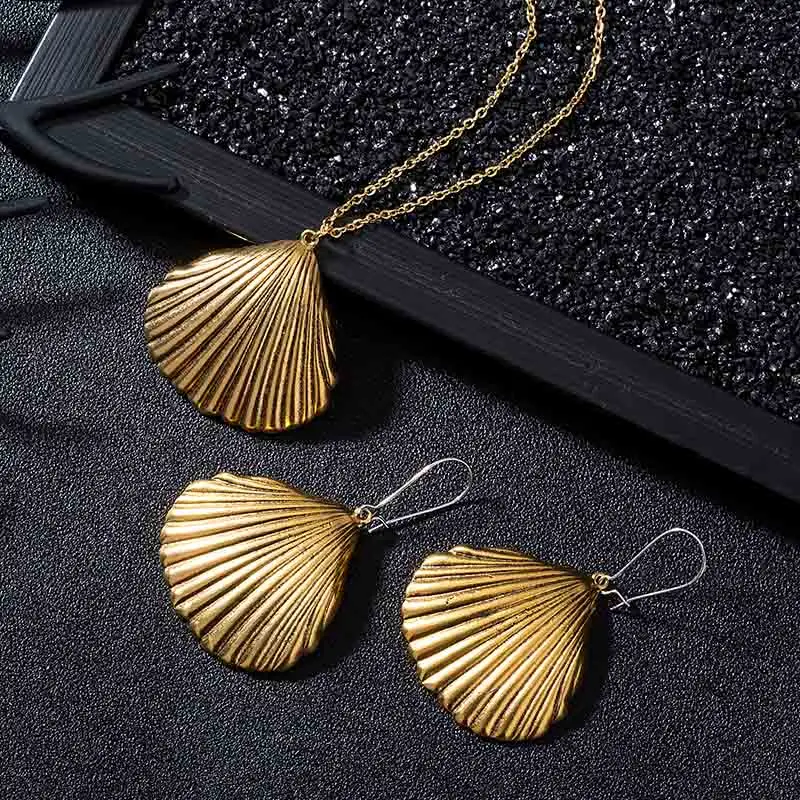 

fan shell Indian Tribal Brass Earring Dangle Drop Earring Necklace Flower Ornate Gypsy Earring For Women Boho Vintage Earring