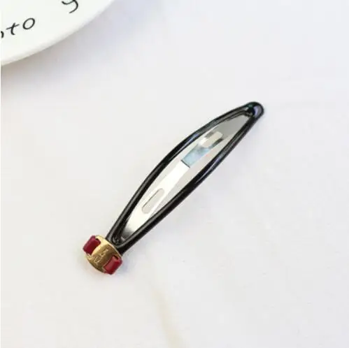 HTB1jFL.XvjM8KJjSZFyq6xdzVXaN