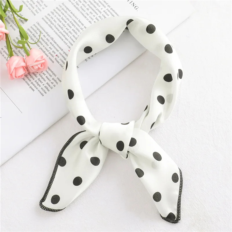 

2019 New Women's Square Silk Scarf Fashion Shawls and Wraps Soft Print Small Office Scarf Hijabs Headband Neckerchief 50*50CM