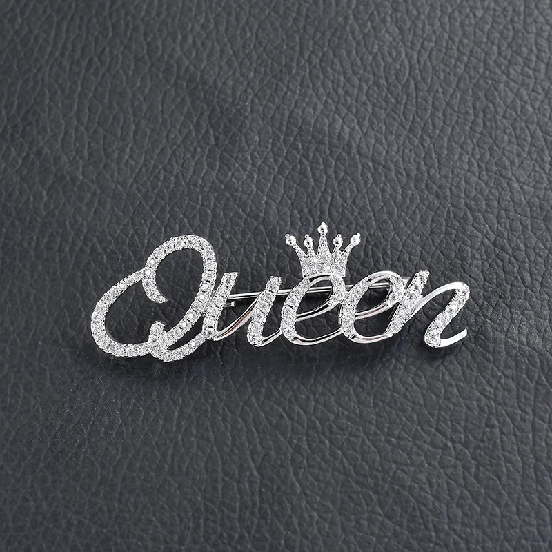 Технологии изготовления ювелирного изделия в средние века. Брошь надпись. Винтажные броши. Брошь с текстом. Значение слова брошь.