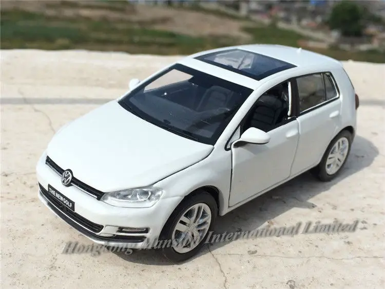 132 China FAW Original Factory Car Model For TheVolks wagen New GOLF (3)